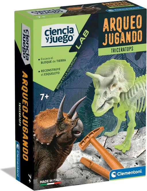 Arqueo jugando Triceratops - Vadell cl